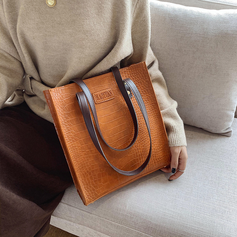 Crocodile Pattern Women Simple - Interior Design Simple review and price